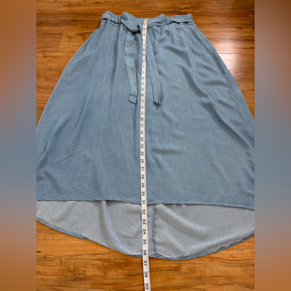 Westport 1962 Brand Chambray Belted Asymmetrical Skirt - Picture 8 of 9